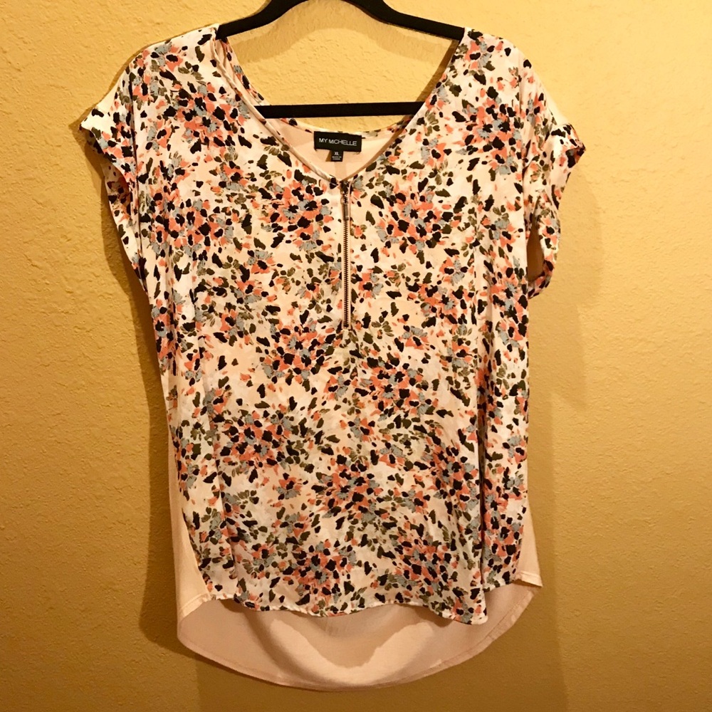🛍 3FOR $15 🛍 Mixed Media Top With Zipper Size XL